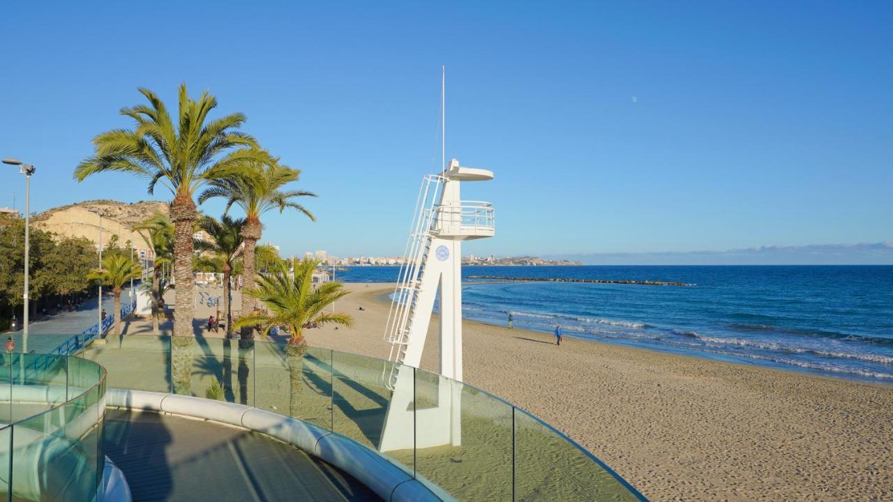 Stylish & Spacious Family Apartment Near Beach & Vibrant Historic Market Alicante Eksteriør billede