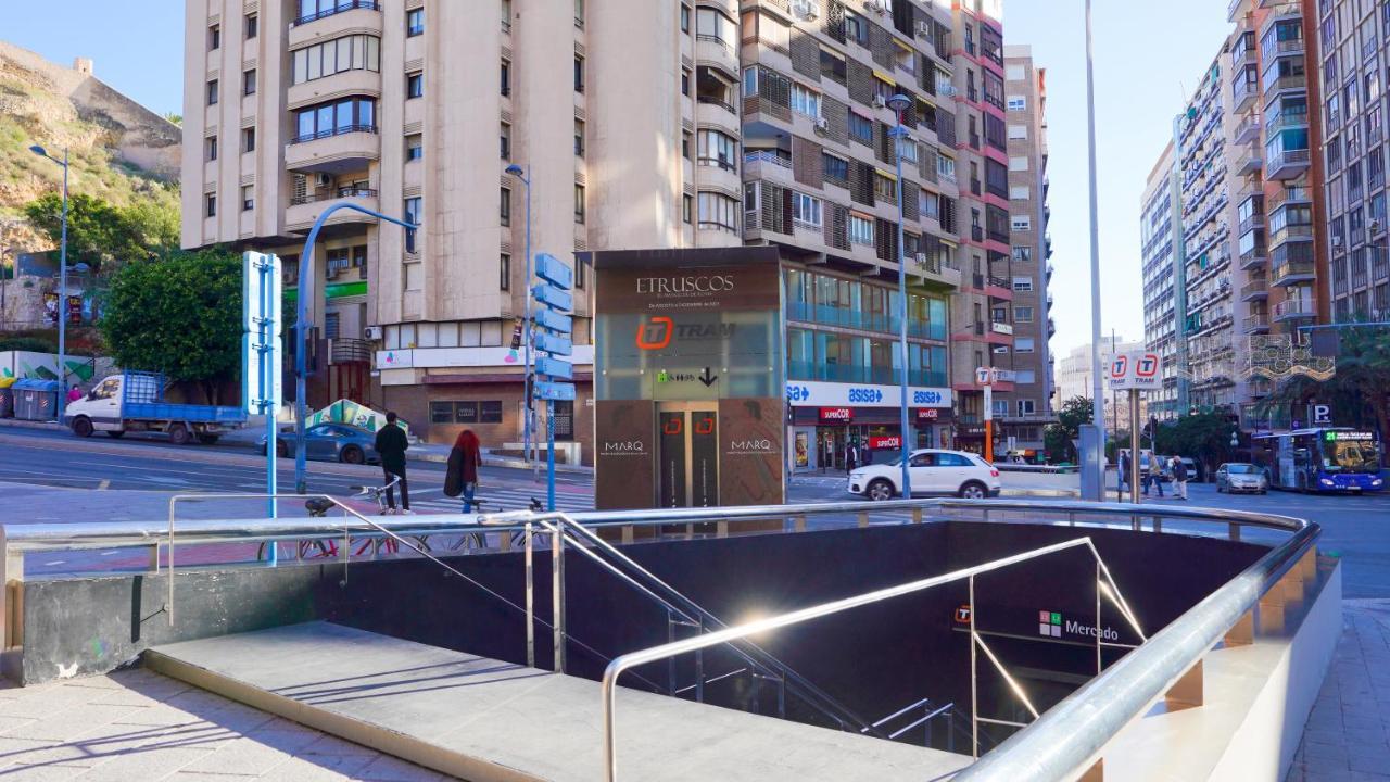 Stylish & Spacious Family Apartment Near Beach & Vibrant Historic Market Alicante Eksteriør billede